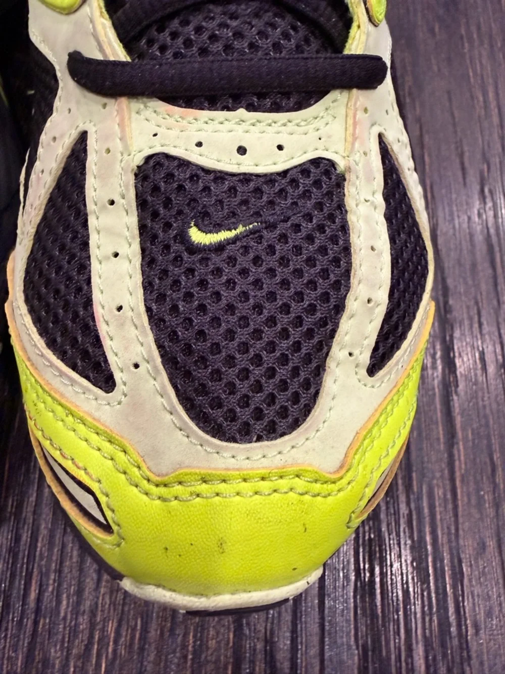 Nike Air Pegasus Men's Shoes Volt/Black/Barely Volt size 10.5 - Picture 6 of 11